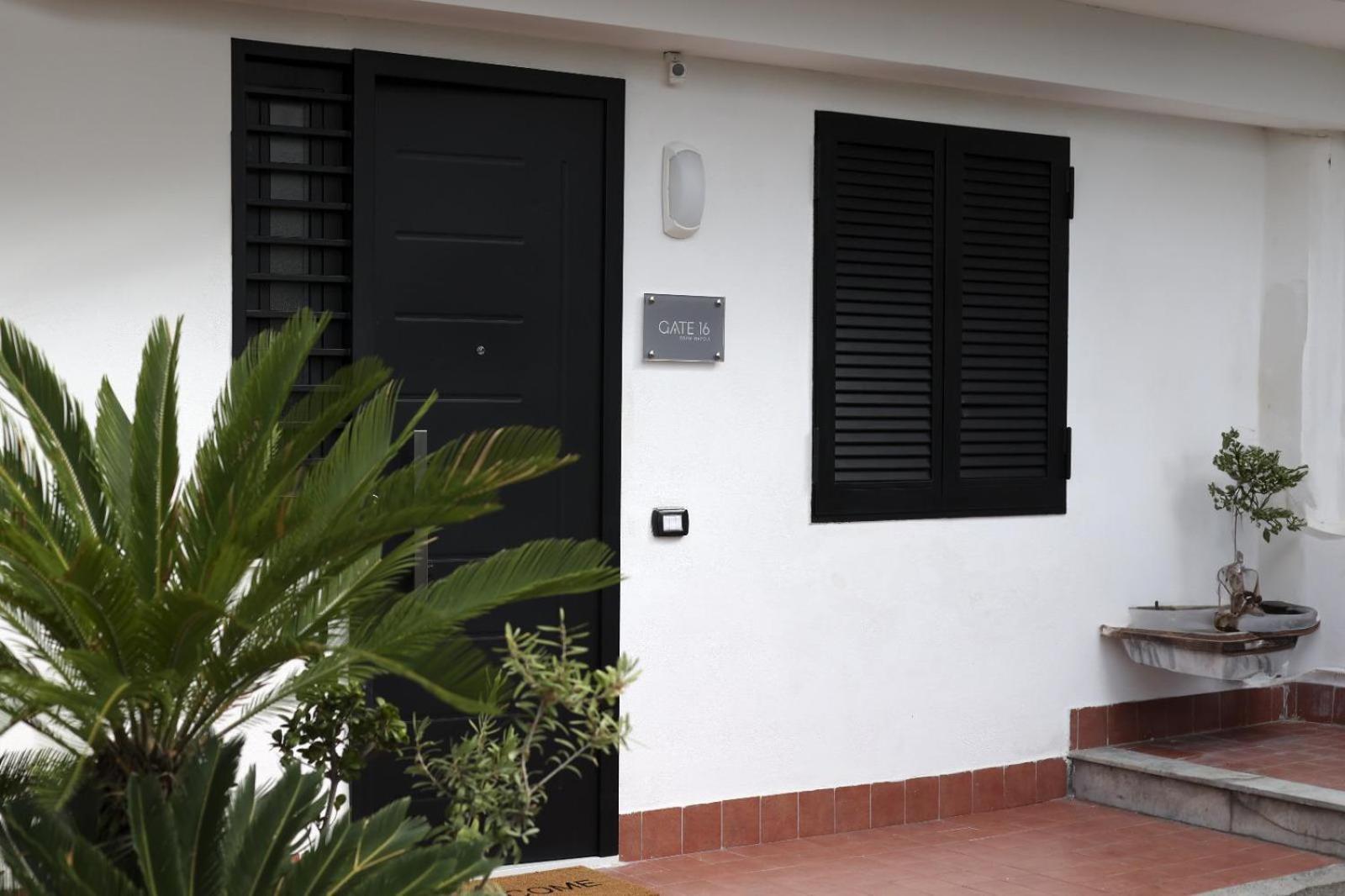 Gate 16 Room Napoli المظهر الخارجي الصورة